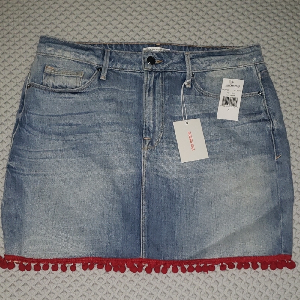 Good American Pom Pom mini Skirt